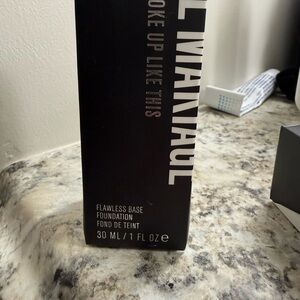 IL MAKIAGE Flawless Base Foundation - 2 bottles